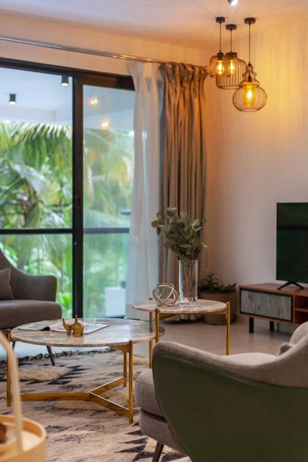 Villa Sereno By Stayvista - An Elegant And Entertaining Retreat Featuring A Swimming Pool, Outdoor Jacuzzi, Modern Interiors, And A Snooker Table Alībāg Extérieur photo