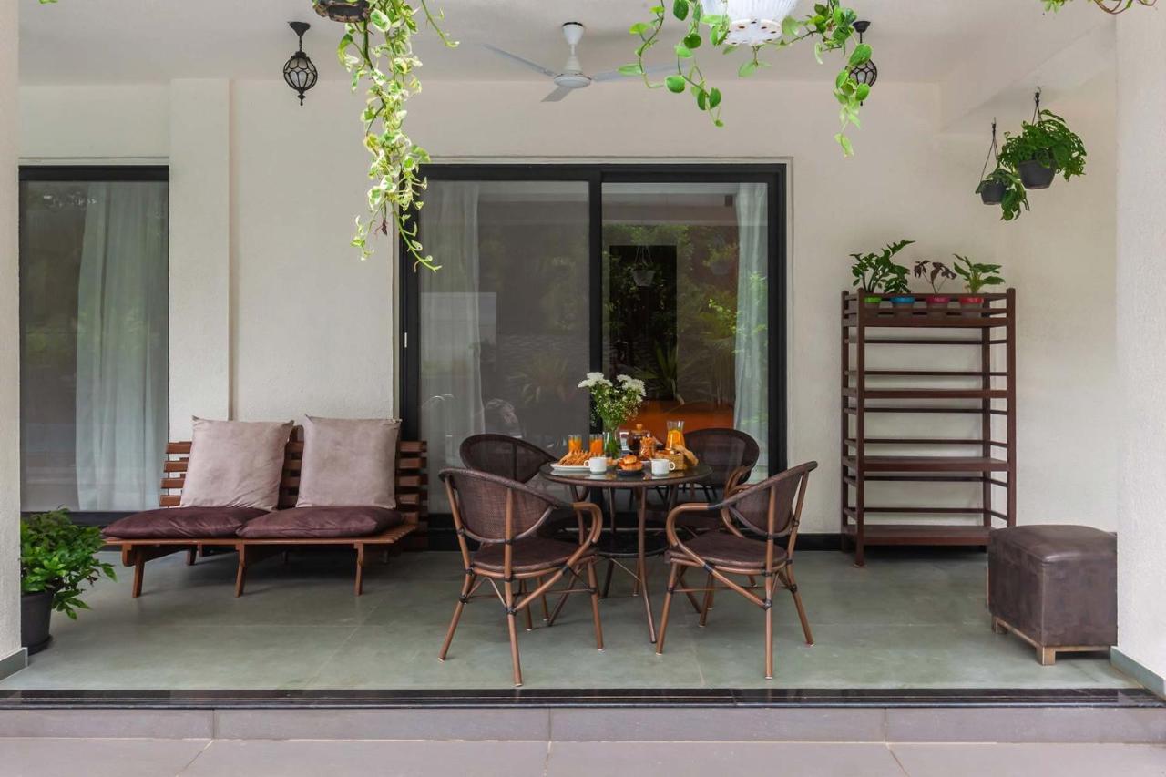 Villa Sereno By Stayvista - An Elegant And Entertaining Retreat Featuring A Swimming Pool, Outdoor Jacuzzi, Modern Interiors, And A Snooker Table Alībāg Extérieur photo